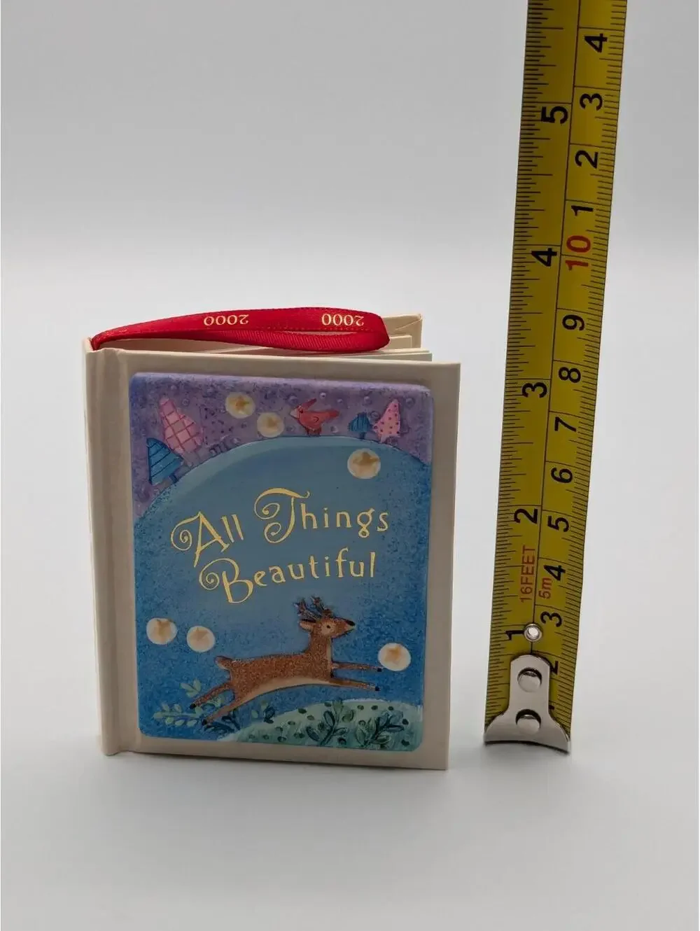 Hallmark Keepsake All Things Beautiful 2000 Mini Book Vintage Christmas Ornament